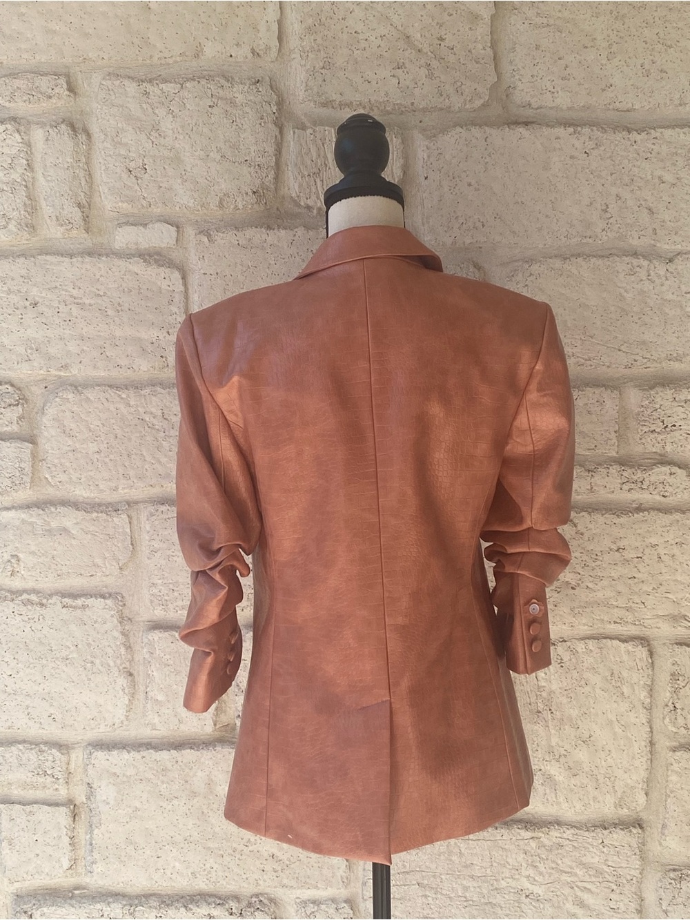 cinq a sept Kylie Single Button Faux Leather Blazer Sz 6 - Picture 6 of 13